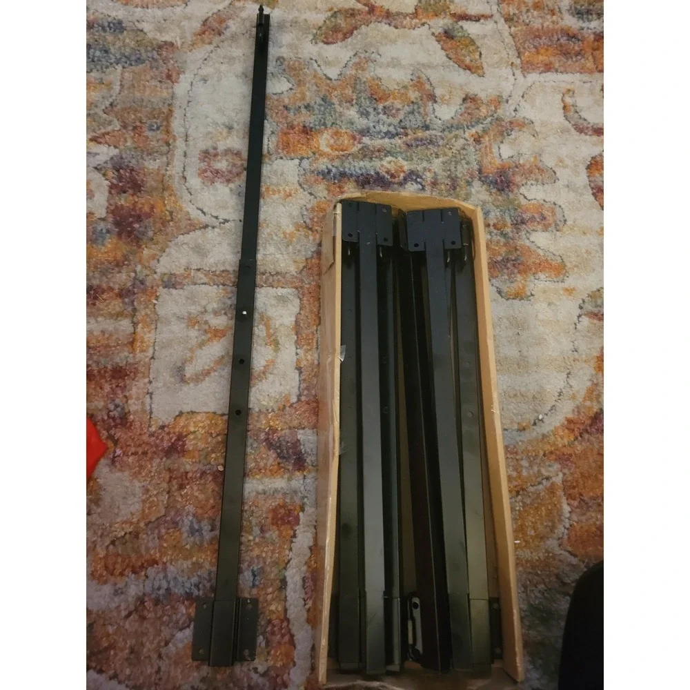 N/A fence post